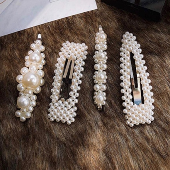 Accessories - Pearls Hair Clips for Women/Girls - 4pcs